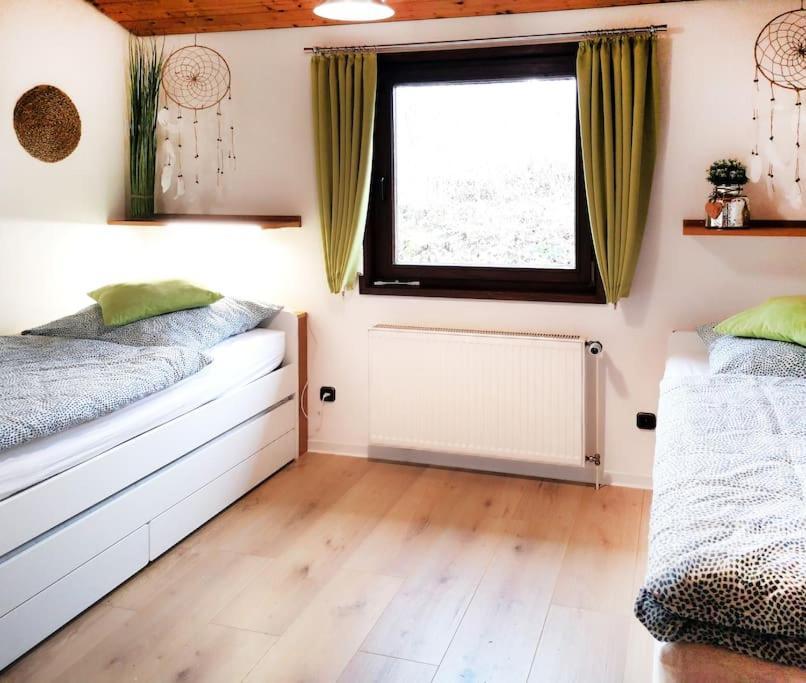 Ferienhaus Lena Im Sauerland Direkt Am Hennesee Meschede Ngoại thất bức ảnh