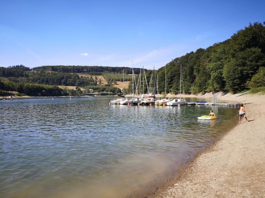Ferienhaus Lena Im Sauerland Direkt Am Hennesee Meschede Ngoại thất bức ảnh