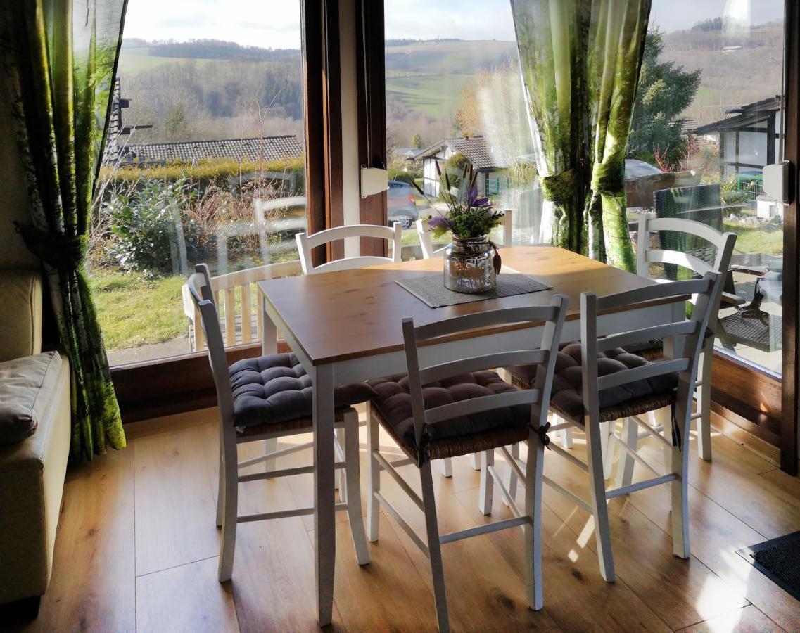 Ferienhaus Lena Im Sauerland Direkt Am Hennesee Meschede Ngoại thất bức ảnh